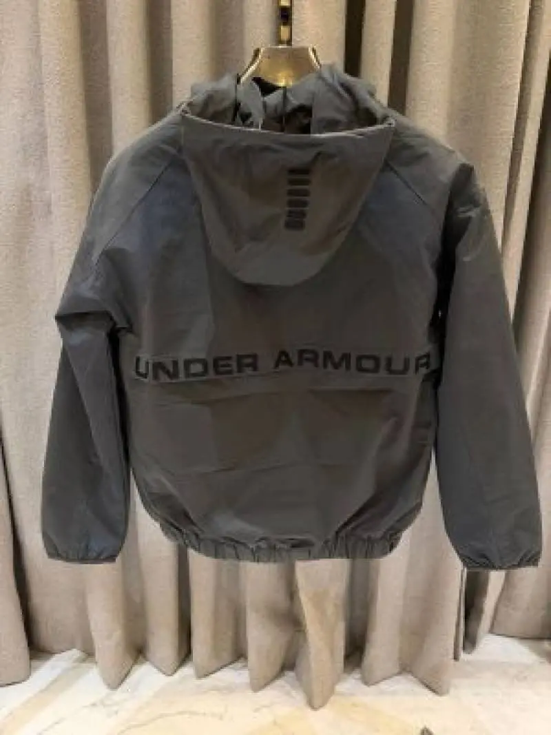 Under Armor Bomber Jacket Dark Grey - Image 3
