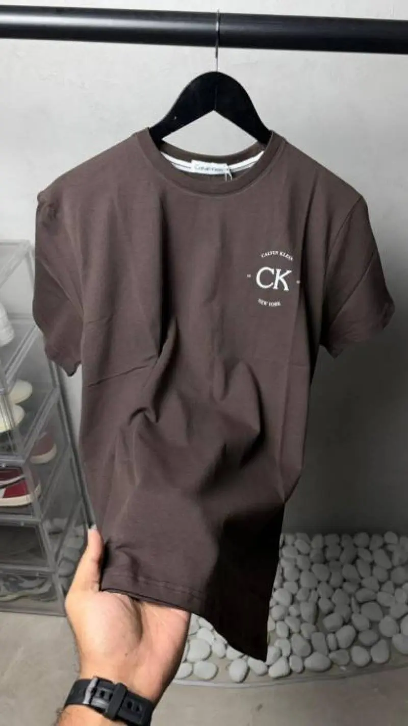 Calvin Kleiin Premium T-Shirt 2403 - Image 2