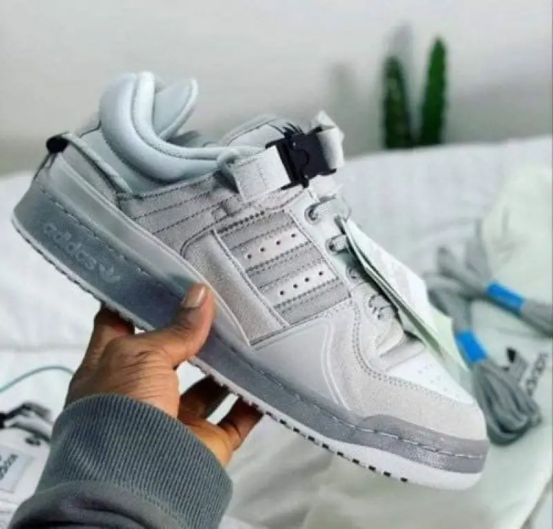 Adidas bad bunny grey - Image 2