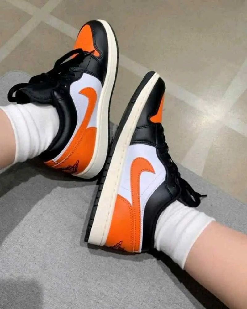 AIR JORDAN 1 LOW BLACKSTARFISH-WHITE-SAIL - Image 2