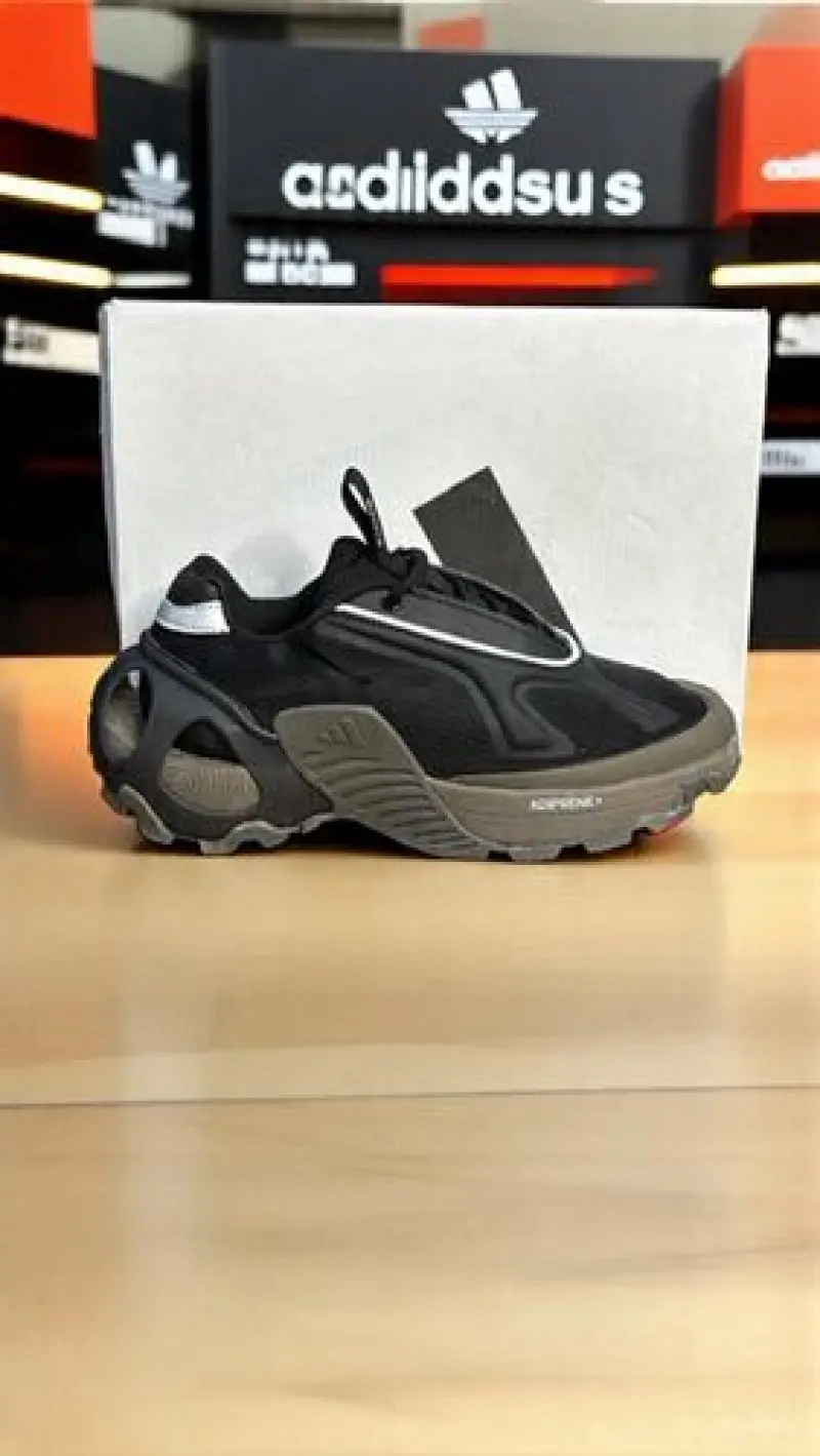 Adidas WONDER RUNNER MULTI 2025