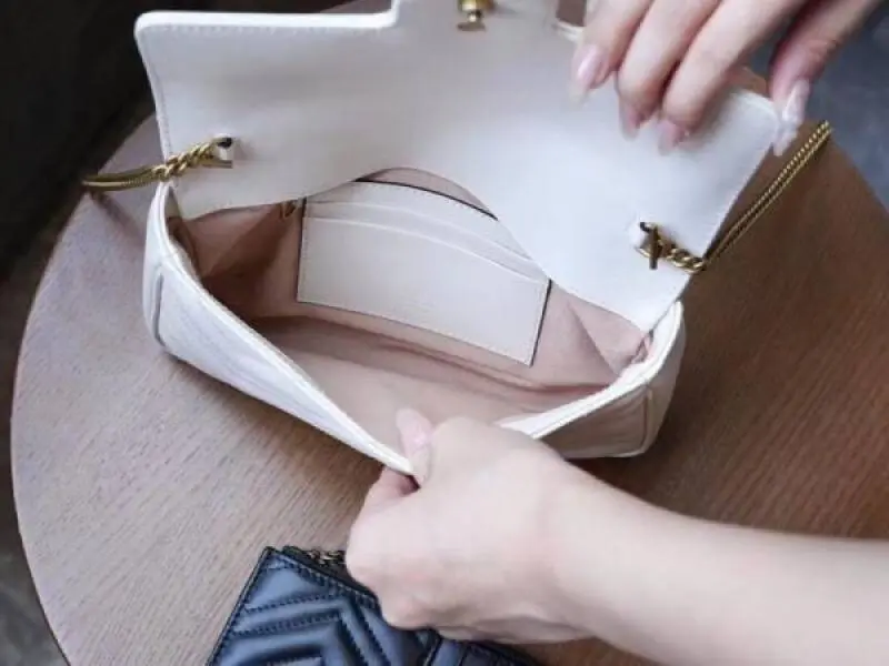 Gucci GG Marmont With Pouch Premium Shoulder Bag With OG Box & Premium Dust Bag & Carry Bag (White-878) - Image 4