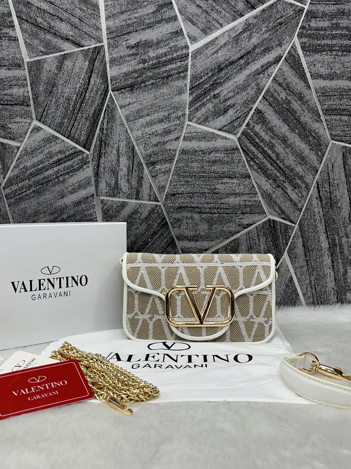 Valentino V Loc White Small Shoulder Bag With OriginalBox