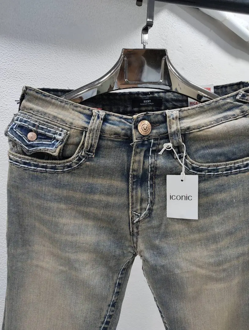 TRUE RELIGION IMPORTED STORE ARTICLE JEANS - Image 4