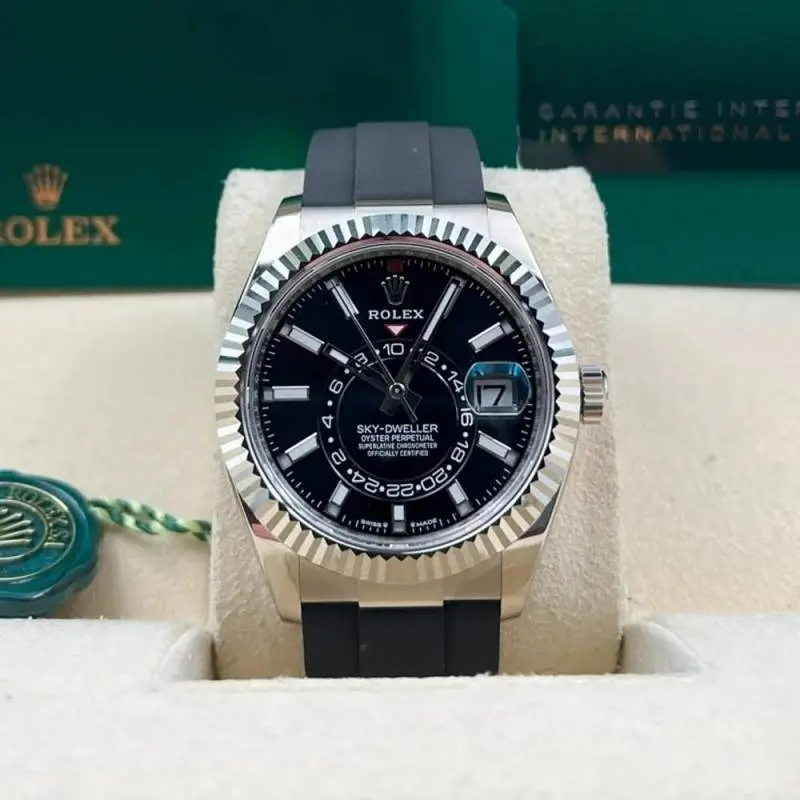 Rolex Oyster perpetual Sky Dweller