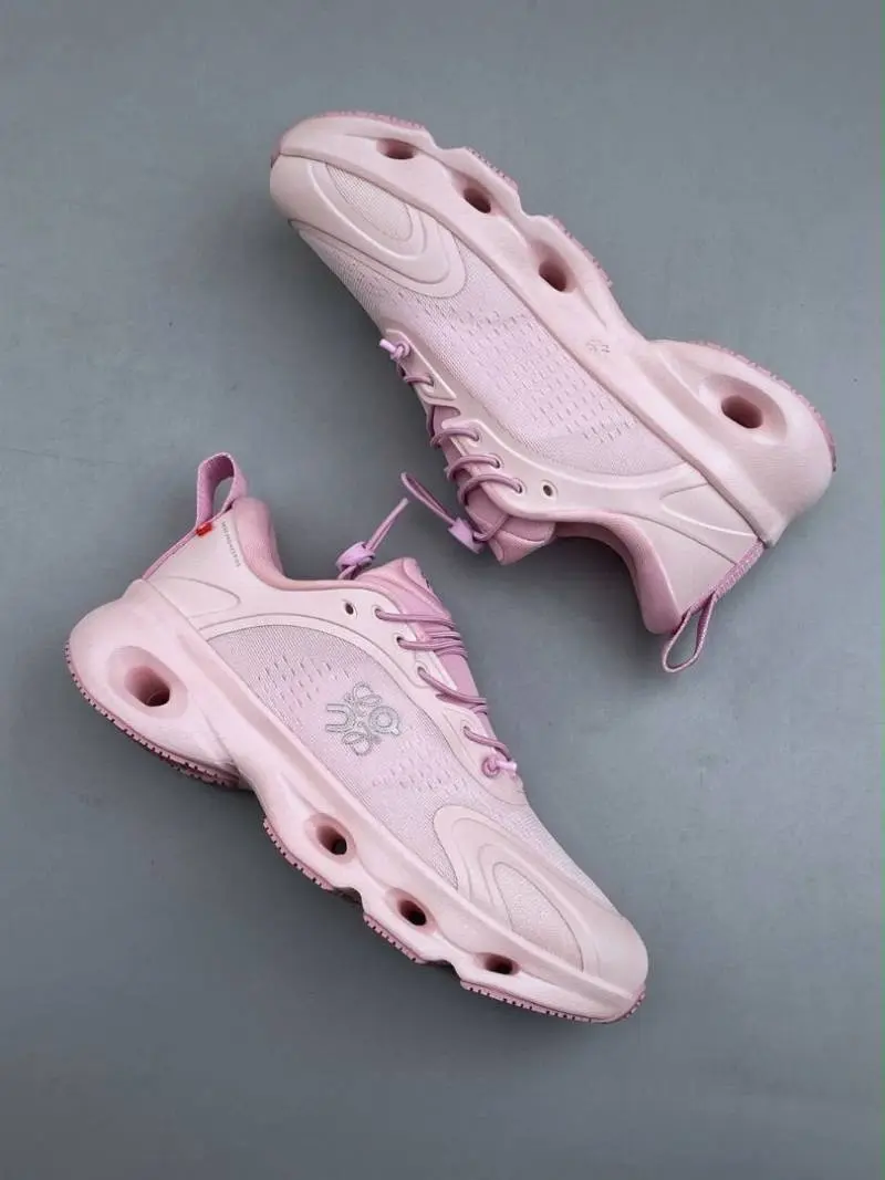 Loewe x On Cloud Solo Pink - Image 4