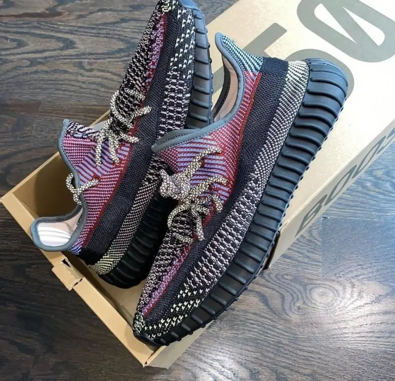 Adidas Yeezy 350 V2 YECHEIL BLACK SEMI UA With OG ACCESSORIES - Image 5