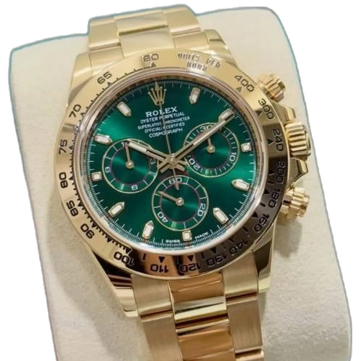 Rolex Oyster Perpetual Daytona Chosmograph Gold-Green - dial close-up