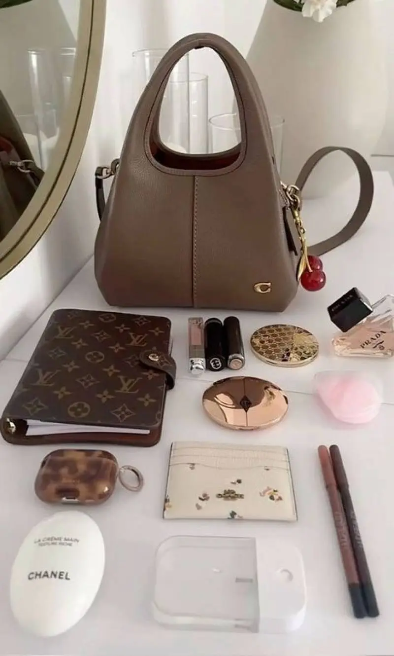 Coach Lana 23 Medium Handbag With CrossbodyBelt OriginalBox Premium - Image 6
