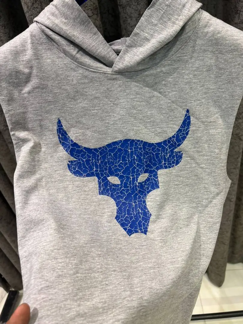 UNDER ARMOR STORE ARTICLE SLEEVELESS HOODI - Image 2