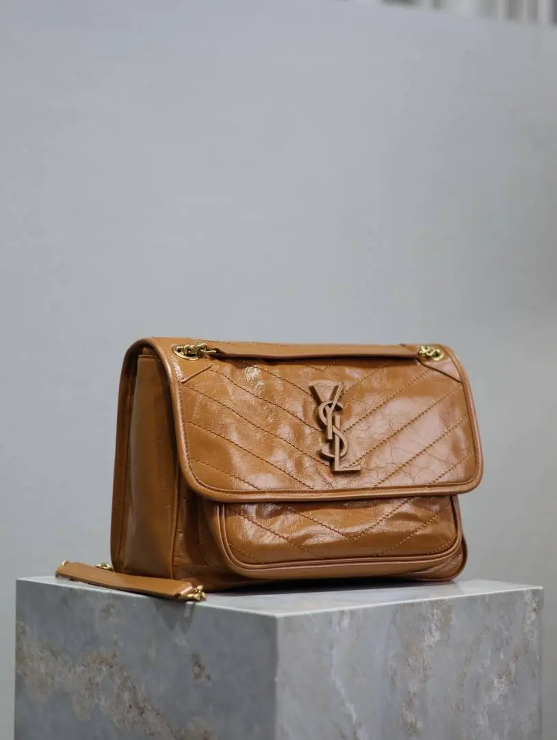 Ysl niki 1825 Small ShoulderBag With Original Box & DustCover - Image 4