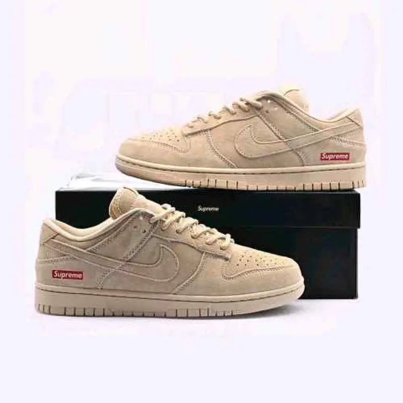 Nike SB Dunk Low x Supreme Beige - Image 3
