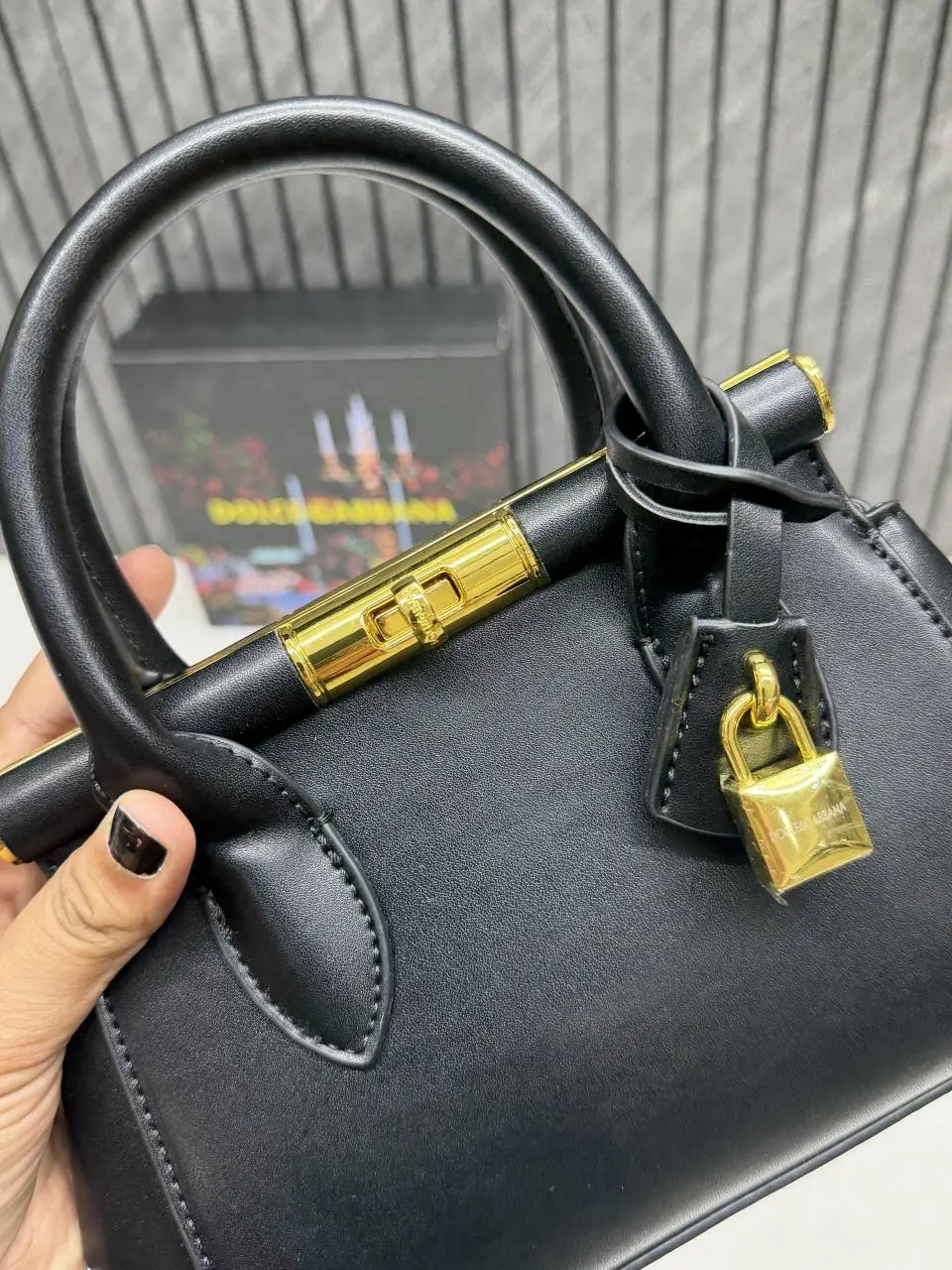 Dolcce & Gabbana 9026 Mini MarleneBlack With Original Box & DustCover - Image 9