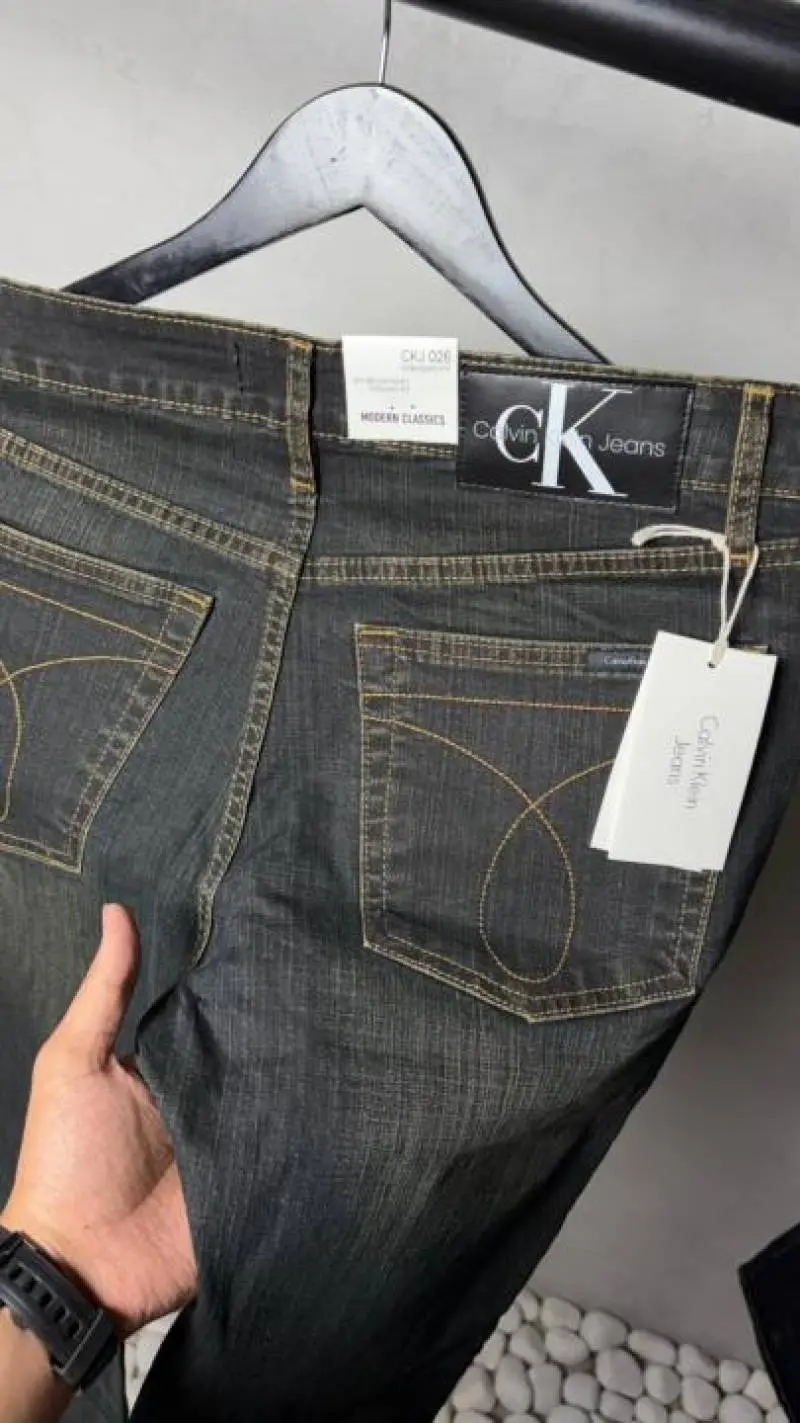 Calvin Kleiin Premium Jeans 2043 - Image 3