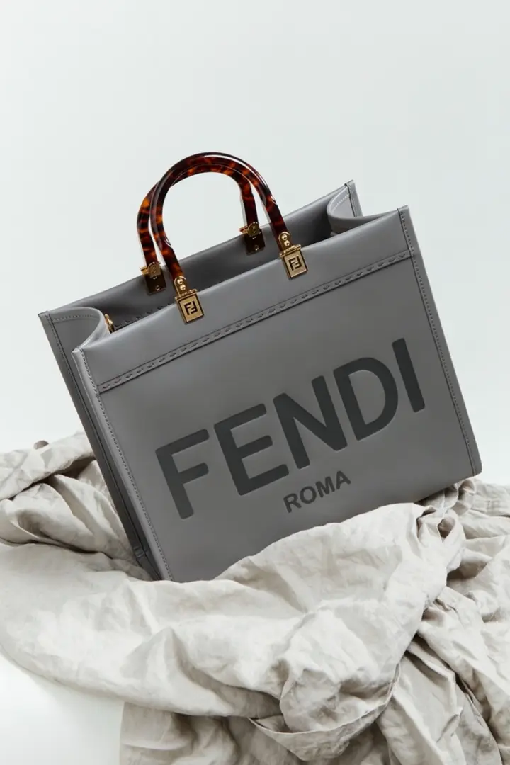 Fendi Sunshine Shopper Tote Large Size With FendyCharm LongBelt