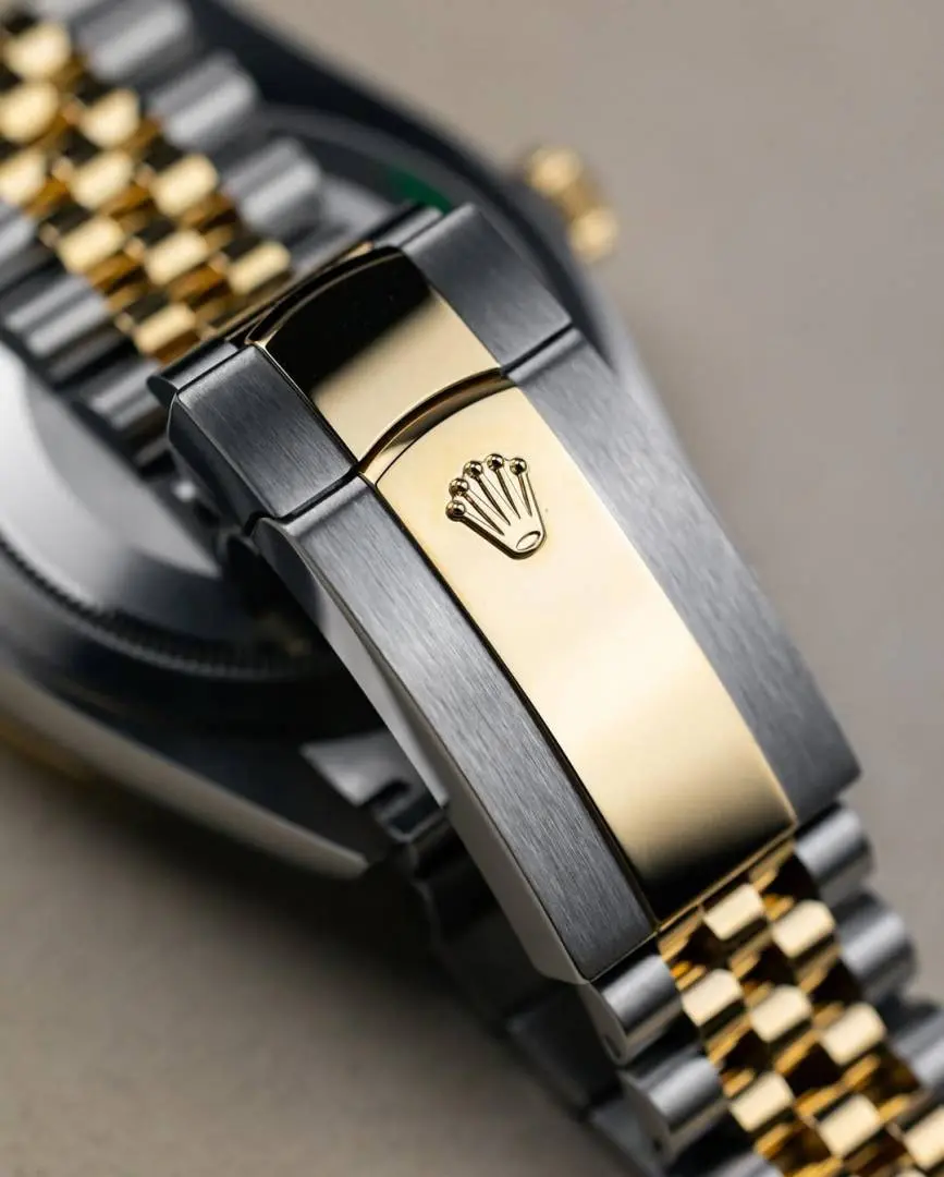 Rolex Oyster perpetual Sky Dweller Z-R Premium - Image 14