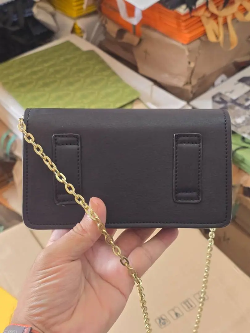 Fenddi Vittelo Cruise 2Way Street Style Sling Waist Bag With OG Box & Dust Bag (Black - 811) - Image 2