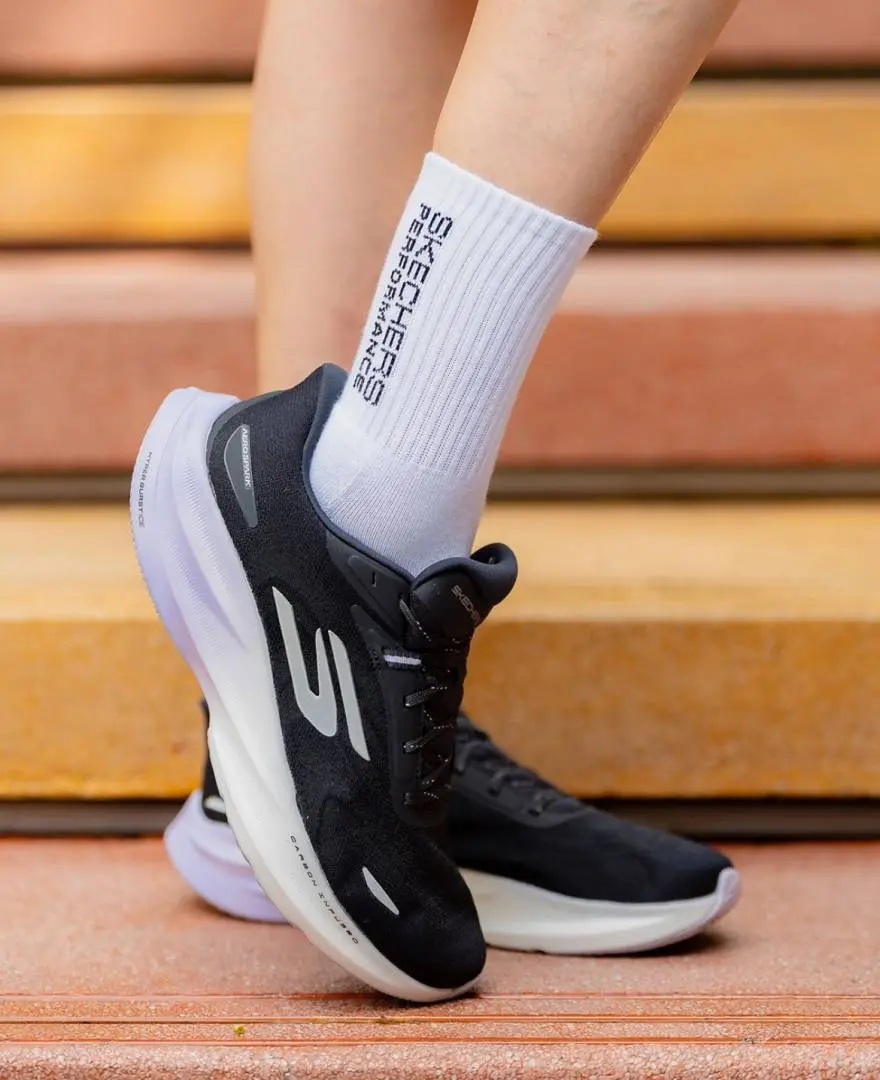 Skechers Aero Spark black Running - Image 3
