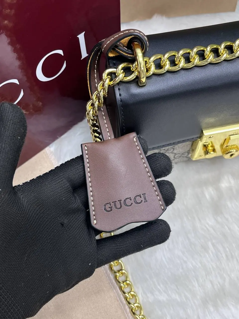Gucci CB GG Padlock Shoulder Bag With OriginAuldoubleBox Packing DustCover CarryBag - Image 3