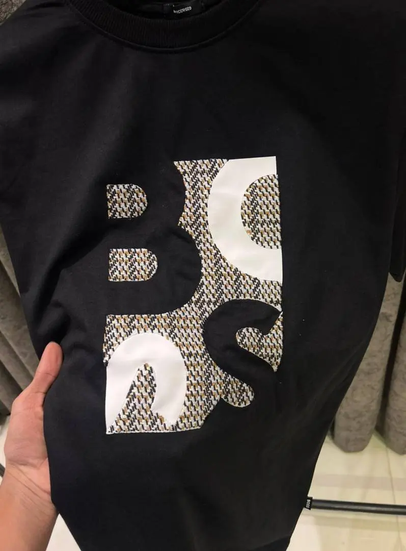 HUGO BOS IMPORTED STORE ARTICLE T-SHIRT - Image 3