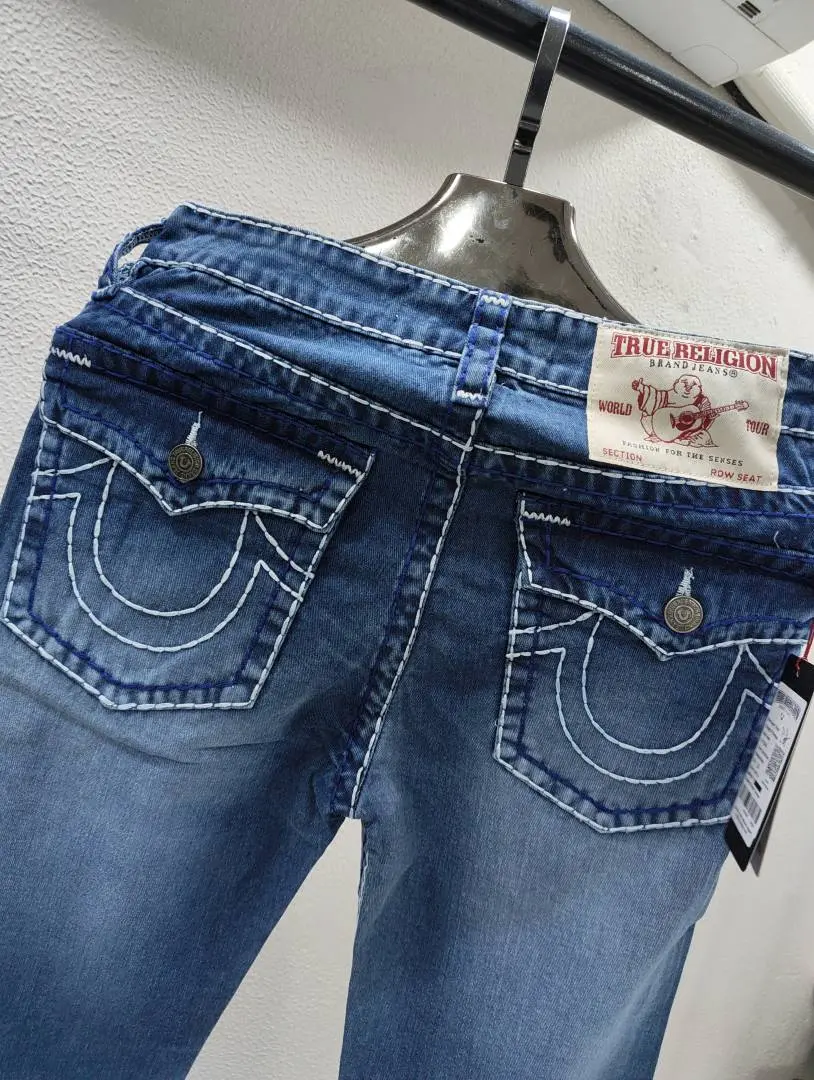 TRUE RELIGION IMPORTED STORE ARTICLE JEANS - Image 2