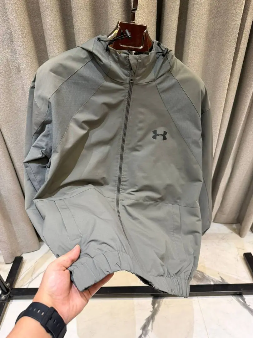 Under Armor Bomber Jacket Grey
