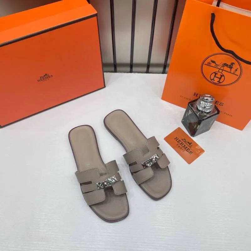 Hermes Oran Khakhi Flats For Woman With Original Box Carry Bag - Image 2