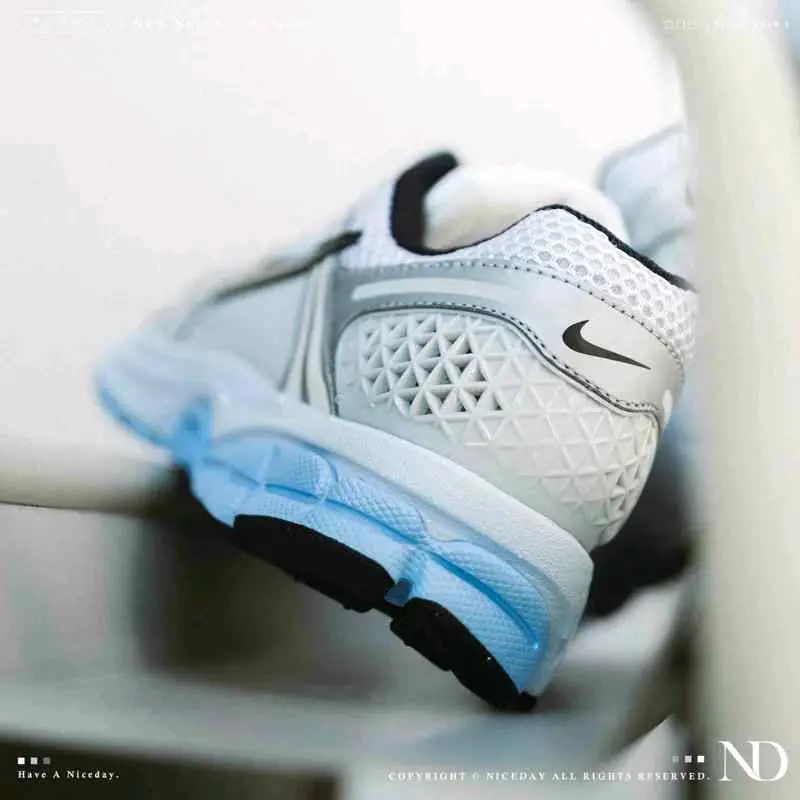 Nike Zoom Vomero 5 White Pure Platinum Blue 2561 - Image 4