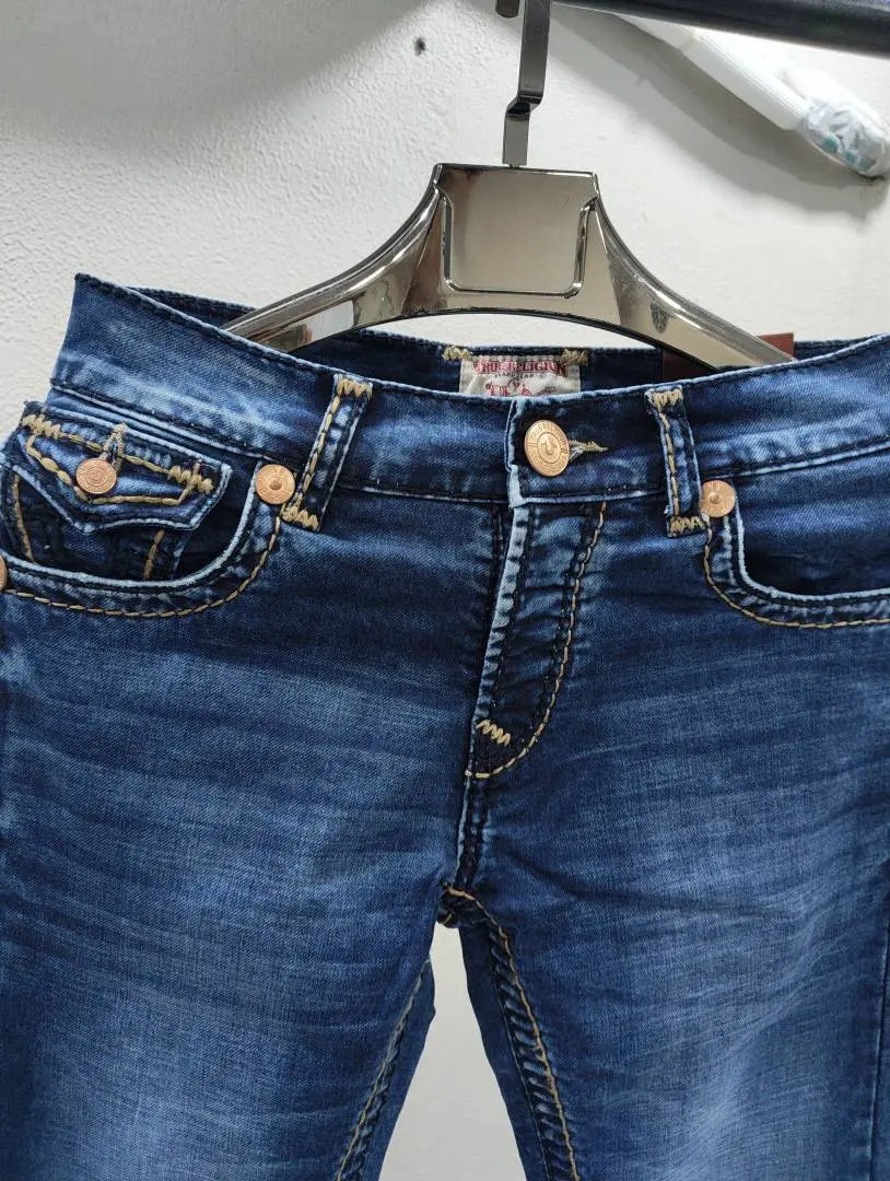 TRUE RELIGION IMPORTED STORE ARTICLE JEANS - Image 2