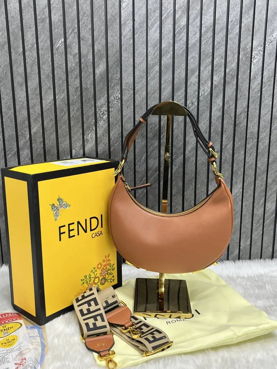 Fendygraphy Fendy Leather Bag With Original MagnetBox Premium