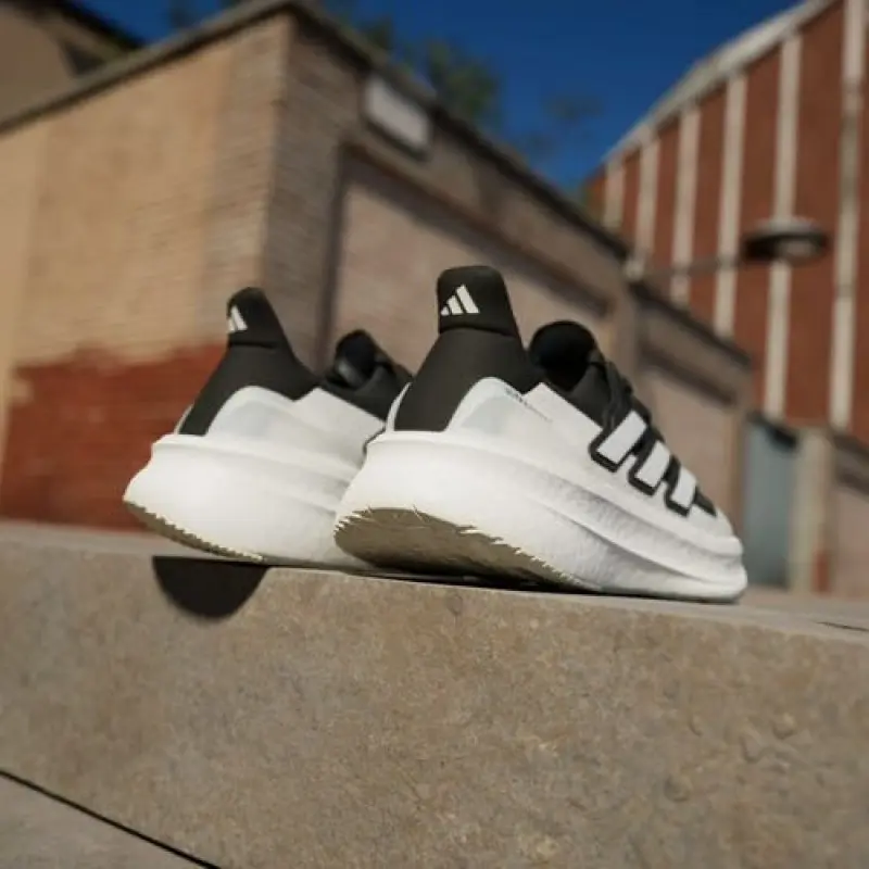 Adidas UltraBoost 5 Running Black White - Image 2