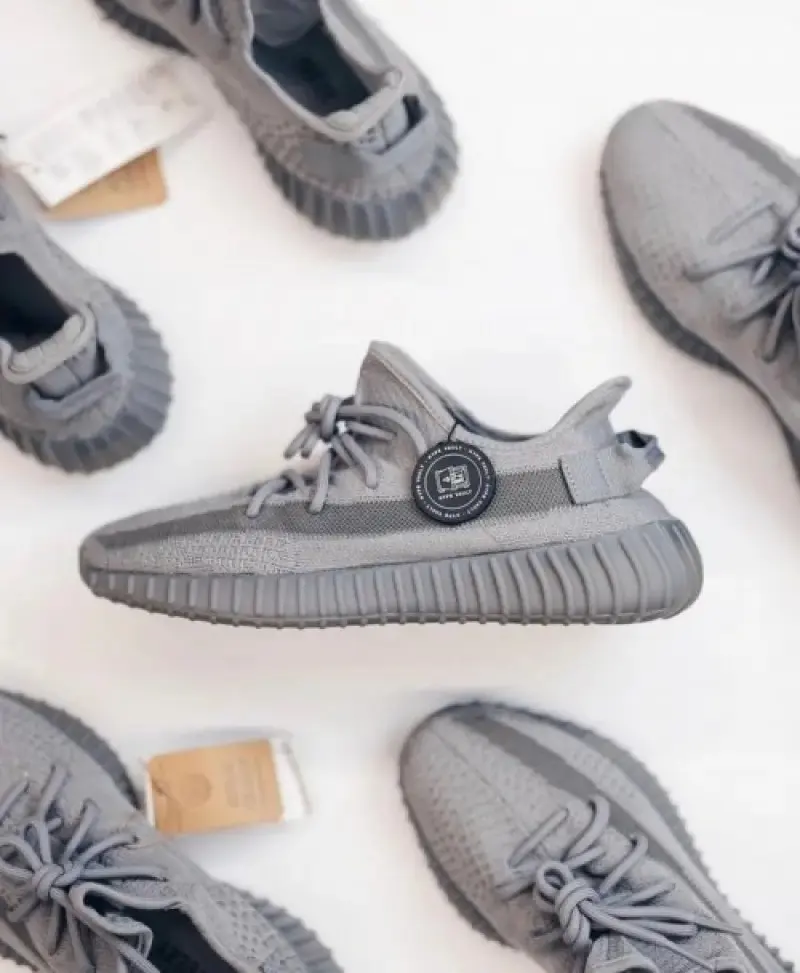 Adidas Yeezy 350 V2 Space Ash