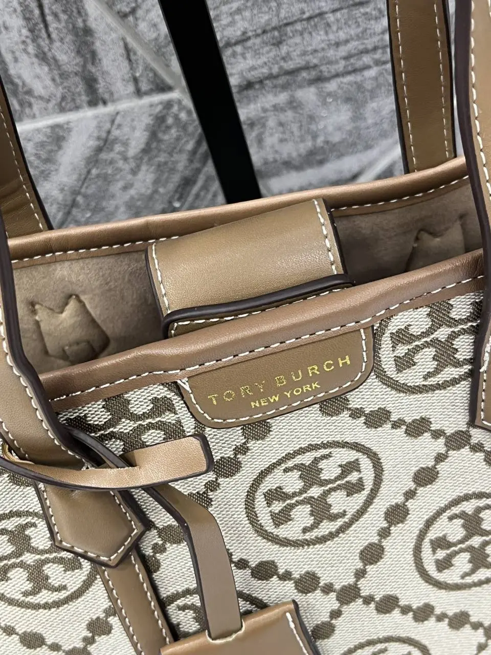 Tori Burch Mini Jacquard Tote With OriginalDustCover - Image 10