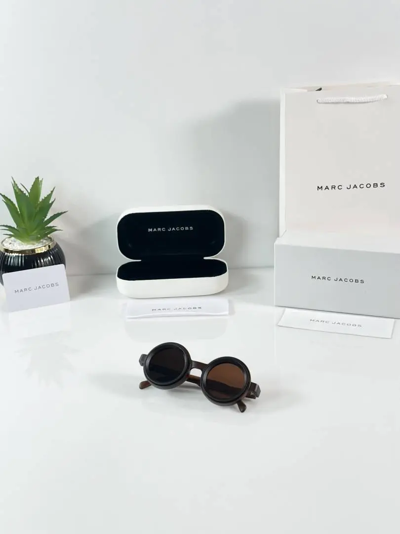 Marc Jacobs Adjustable 8357 Brown - Image 2
