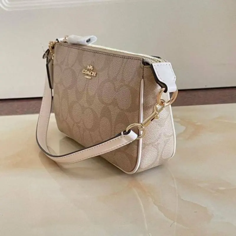 Coach Nolita 19 ApWht With OriginalBox DustCover ChainBelt PearlCharm - Image 3