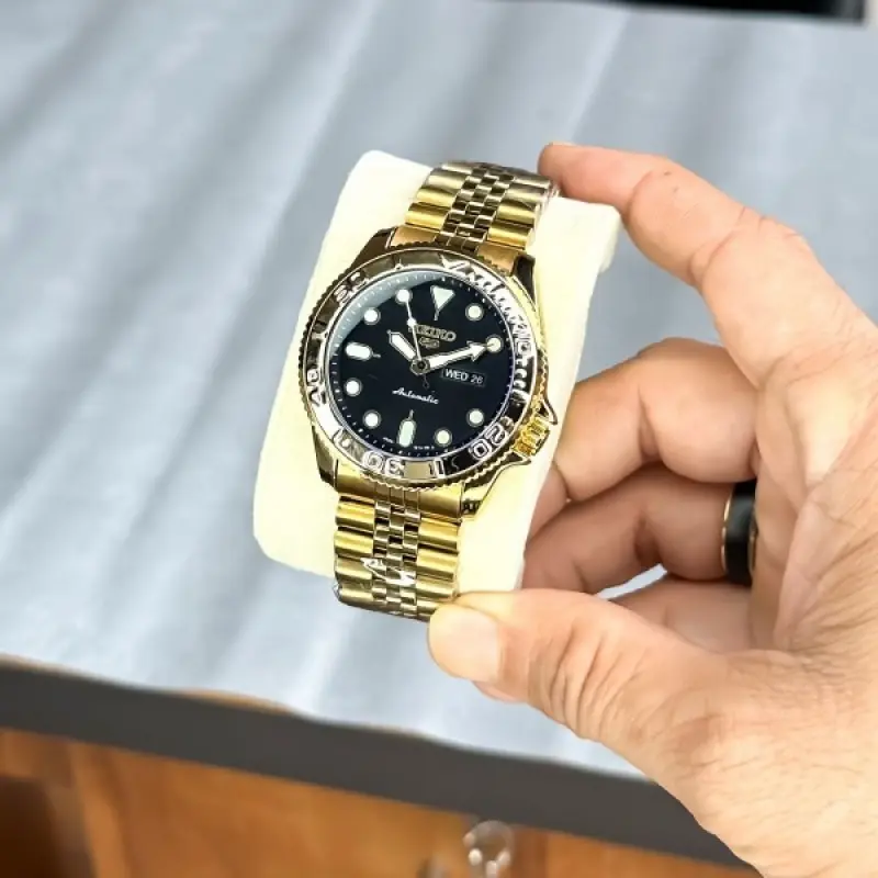 Seiko Gold Black