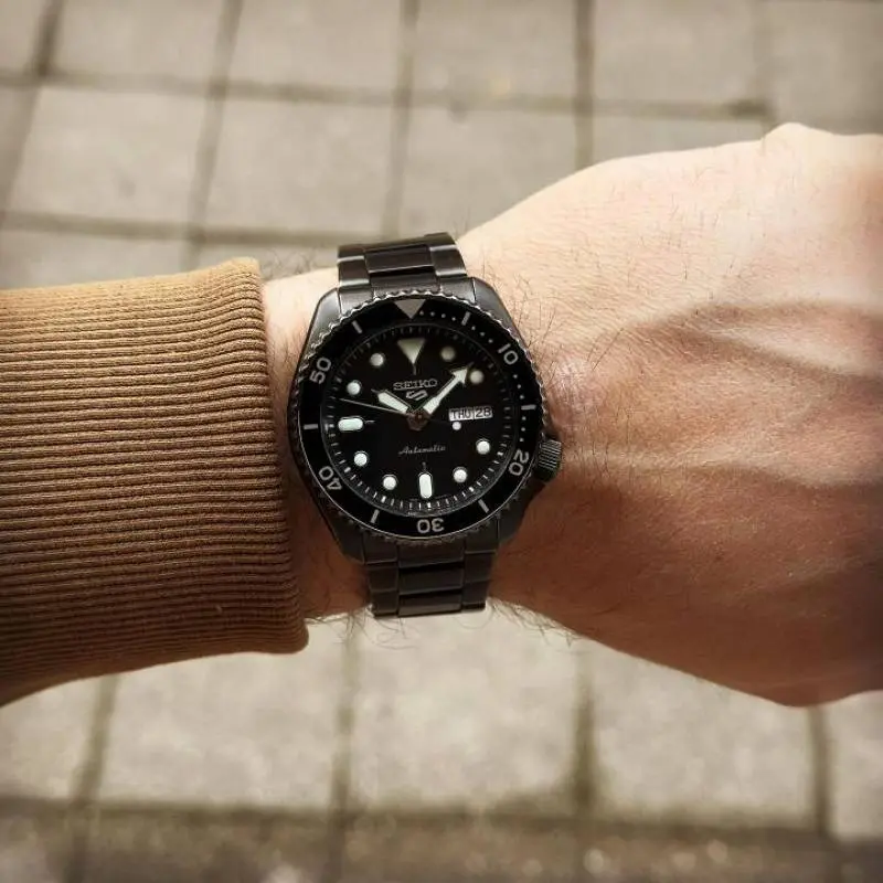 Seiko 5 Sports - Image 3