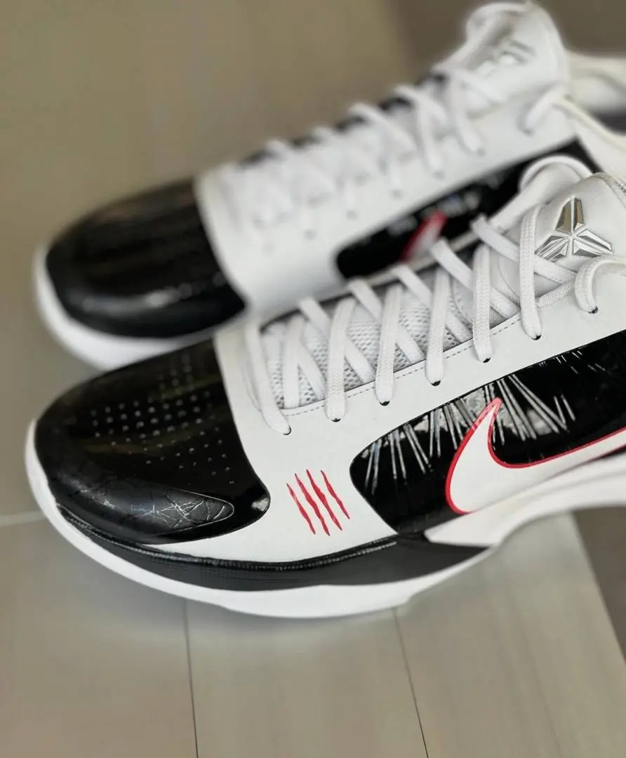 Nike KOBE 5 PROTRO BRUCE LEE - Image 4