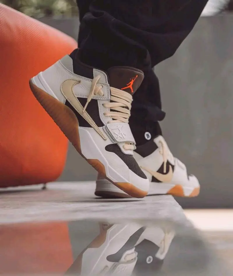 Travis Scott x Jordan Jumpman Jack TR Sail - Image 3