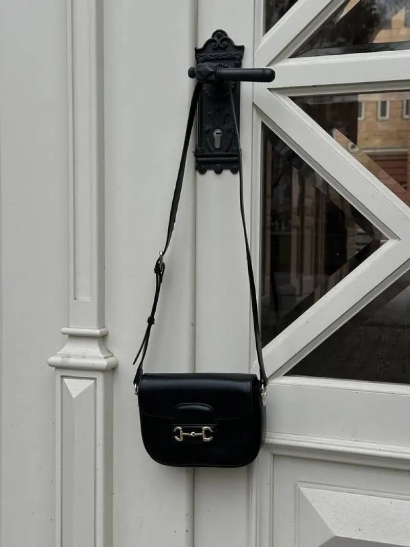 Gucci GG Horsebit 1955 Black Shoulder Bag With Original Box And Dustcover - Image 3