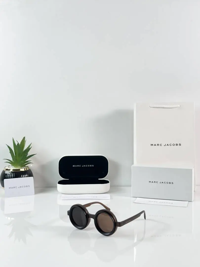 Marc Jacobs Adjustable 8357 Brown