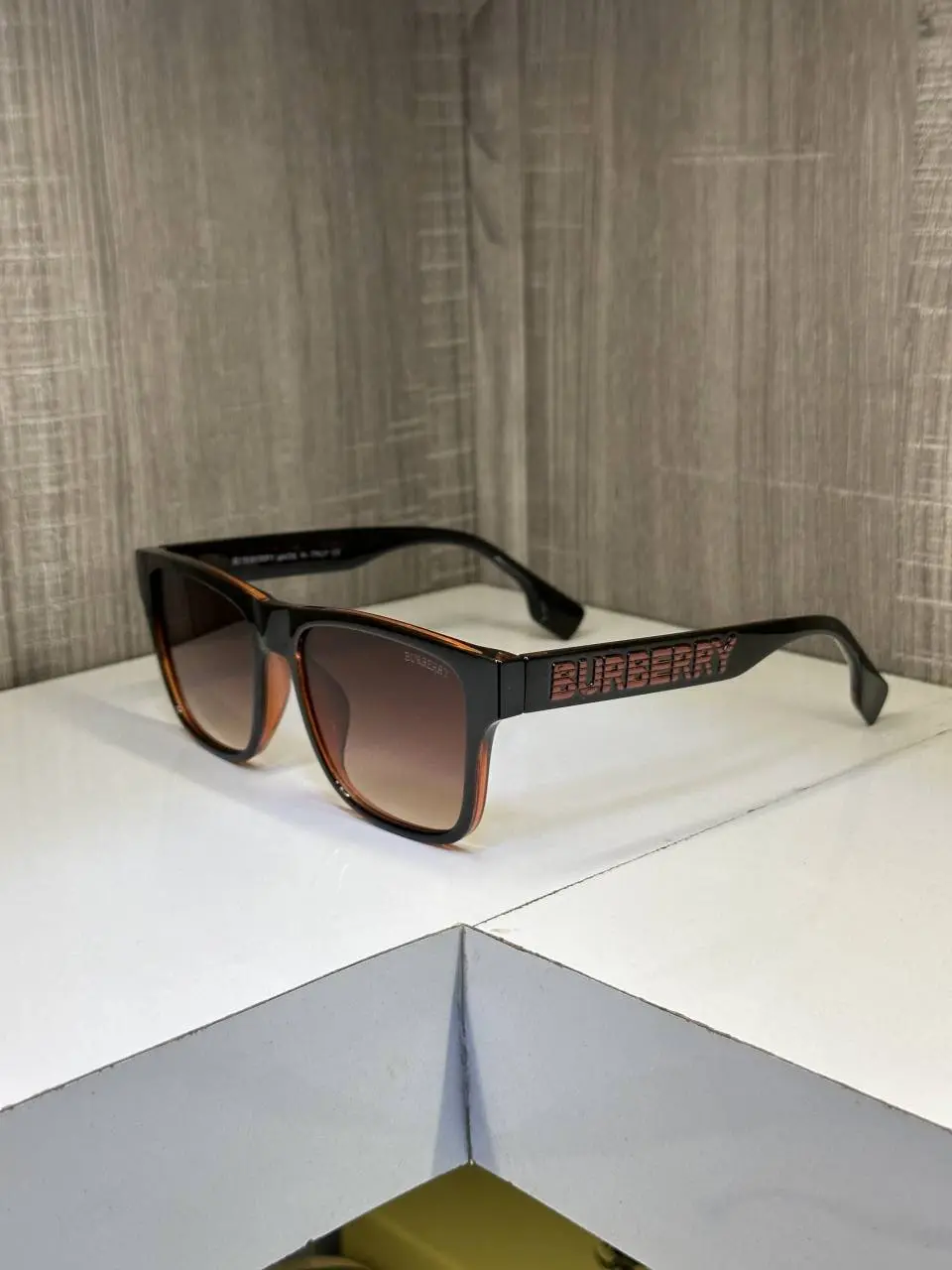 Burberry 4358 Glossy Brown - Image 2