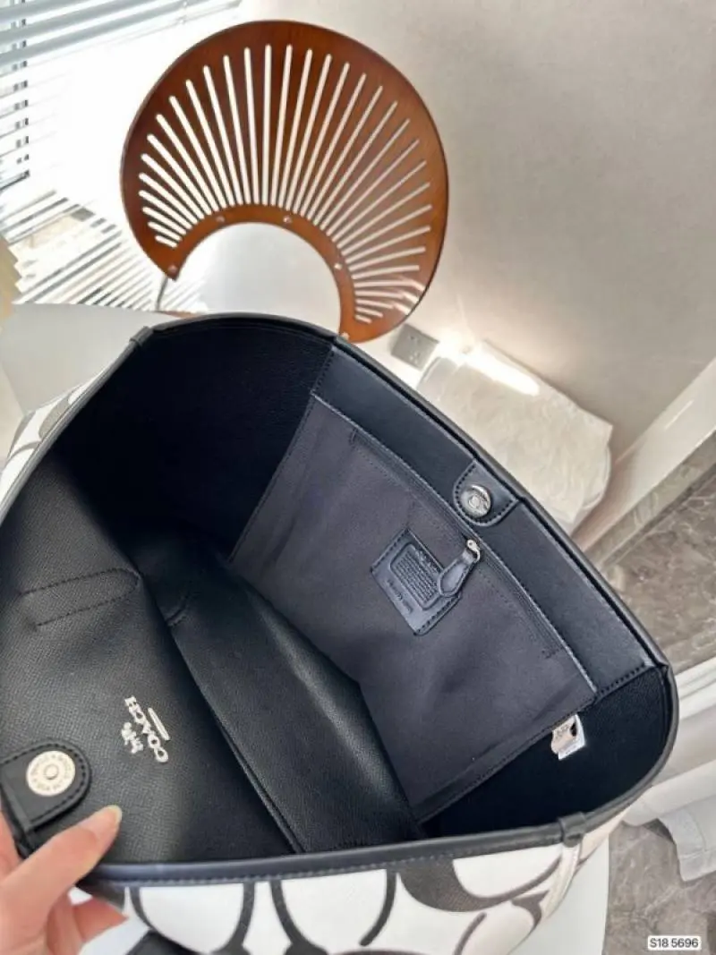 Signature City Limited Edition Premium Tote Bag With OG Magnetic Box & Dust Bag (Black White-874) - Image 2