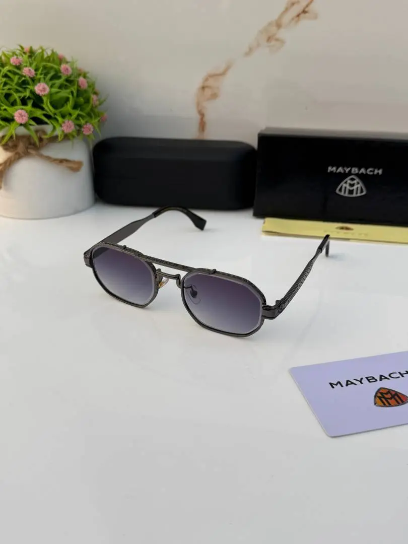 Maybach78005 black shaded