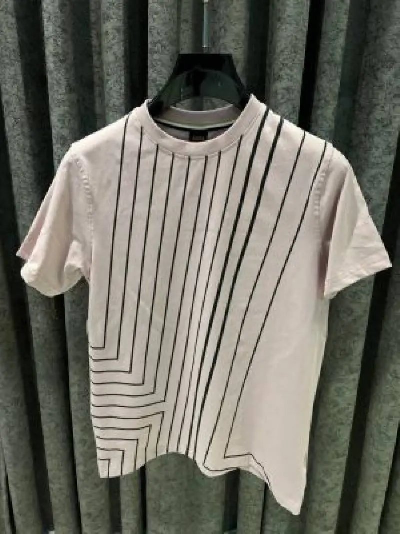 HUGO BOS IMPORTED STORE ARTICLE T-SHIRT