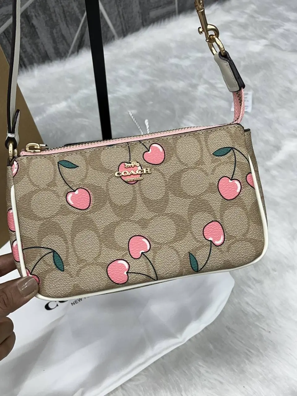 Coach Nolita 19 Limited Edition With Original DustCover CarryBag - Image 3