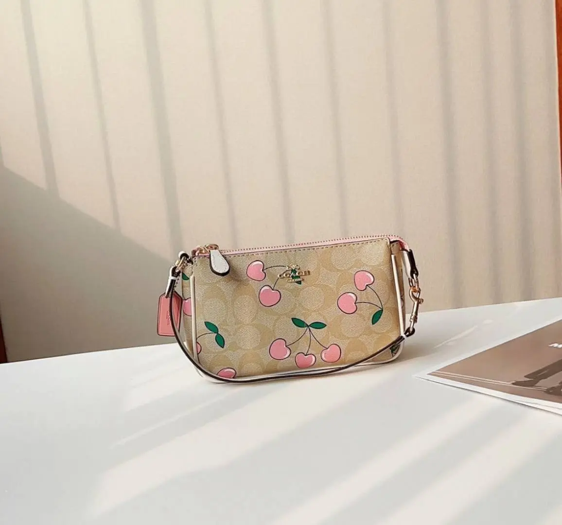 Coach Nolita 19 Cherry With OriginalBox DustCover ChainBelt PearlCharm - Image 5