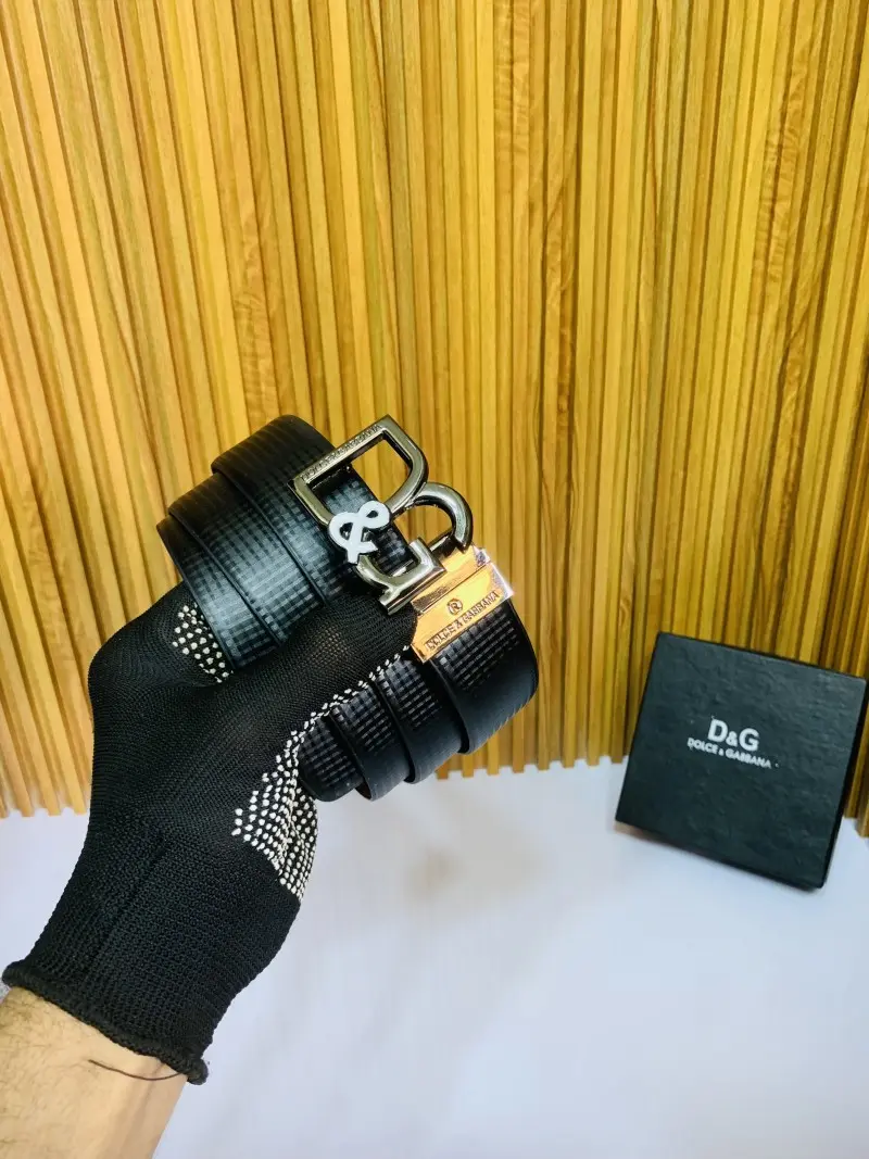 11 D&G DOLCHE GABANA BLACK PREMIUM QUALITY REVERSIBLE BELT WITH BOX - Image 3