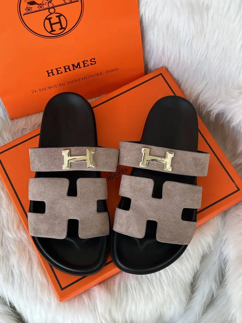 Hermes Chypre Sandal For Womens With OriginalBox CarryBag - Image 2