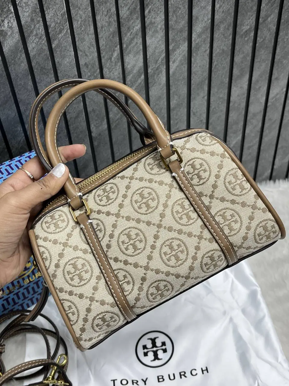 Tori Burch Mini Boston Brown With OriginalBox DustCover - Image 4